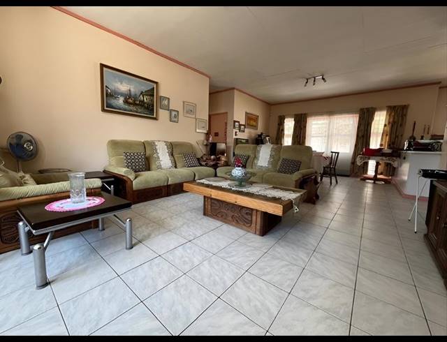 3 BEDROOM HOUSE FOR SALE IN BENDOR